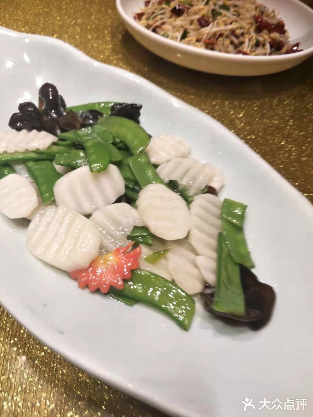 快来吃蒸全羊咯