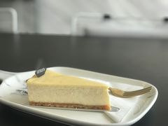 -UNI UNI(环亚凯瑟琳店)