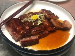 叉烧拼烧排骨-聚福宝合苑食府(南头镇店)