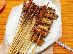 -蚝哥花姐湛江烤生蚝(美丽湾市场店)