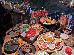 -包整·丝娃娃(一览甲秀楼风景店)