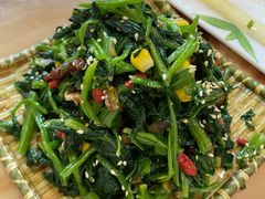 八宝菠菜-苏莱特色牛骨滩羊手抓馆(长城东街总店)
