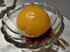 有机红豆拌三亚炒冰球-闻见中国海南菜(K11店)