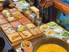 -银米·云南传统过桥米线(双廊黑金冠店)