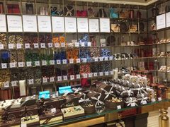 零售区-VENCHI 闻绮(北京国贸商城店)