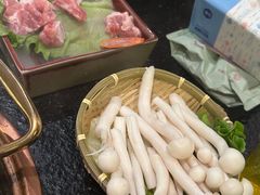 -得意咚瓜·顺德鱼生·冬瓜火锅(深圳首店)