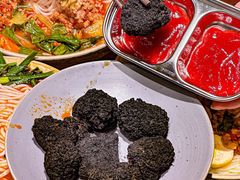 -粉八·云南米线·建水烧烤(常熟路店)