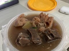 -燕子煨汤(山海关路店)