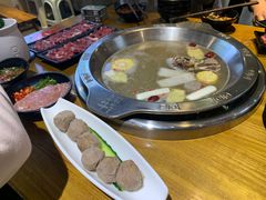 -皇牛鲜生·牛爱牛鲜牛肉自选火锅(晋吉北路店)