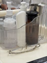 -苗方清颜专业祛痘·皮肤管理