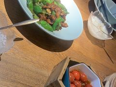 -蜜桃餐厅·伴山(湖滨商业街店)