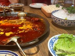 -旧街市鲜货老火锅(大光路店)