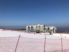 -鳌山滑雪度假区