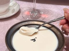 -景月阁空中食府(希尔顿酒店)