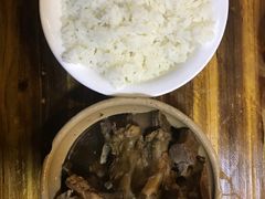 -万和春排骨砂锅米饭(湖北路店)