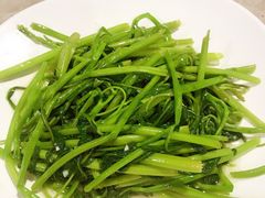 -亚龙湾8号(丁村万人海鲜广场店)