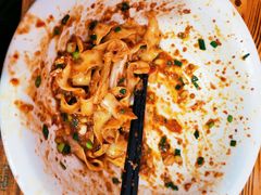 油泼肉酱面-小二面店