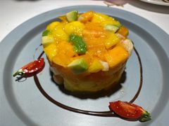 鲜果鲜虾塔沙拉-秀儿家の小确幸花园西餐厅