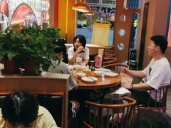 大堂-蜀香三绝·牛蛙·烤鱼·天府炒鸡(安丘泰华店)