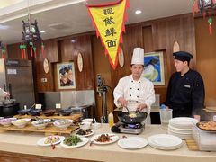-元一希尔顿酒店·鲜切牛肉火锅禅自助餐厅