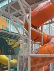 -奈尔宝家庭中心·亲子餐厅(鄞州万达店)