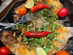 香茅草烤罗非鱼-云海肴·汽锅鸡·云南菜(美罗城店)