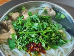 -齐记土鸡米线