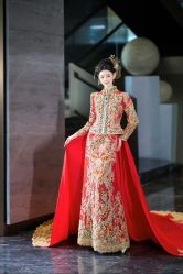 -衣贝姿婚纱礼服馆