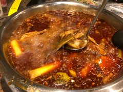 -肖肖酸萝卜鱼火锅(总店)