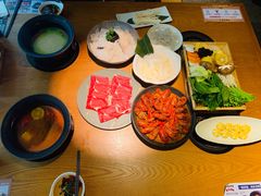 -呷哺呷哺(融创茂店)