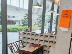 -方铲铲·成都板凳面(滨江银泰店)