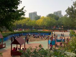 -酷酷兔少儿拓展天地