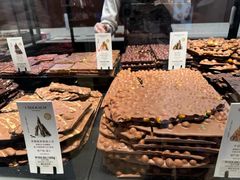 -Laderach 莱德拉(上海环贸iapm店)