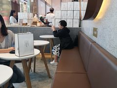 大堂-奈雪的茶(中储能店)