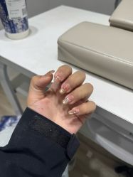 -晨·艺美甲美睫
