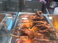 -鑫记婆婆兔·成都特产·兔头手撕兔(太古里店)