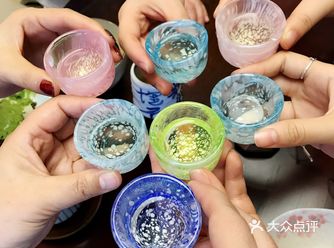 塑料花姐妹, 该词源自于之前微博上