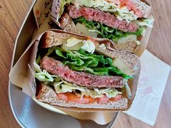 牛肉菠萝蔬菜三明治-三忘湖 SWANSEEN(柳荫公园店)