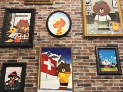 -LINE FRIENDS Garosu-gil Flagship Store