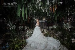 -欣薇婚纱(新源乐汇城店)