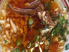 -拈签一笑黄牛肉辣卤串串