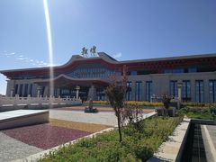 -敦煌莫高国际机场