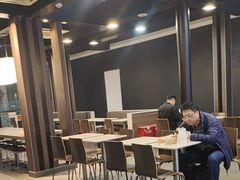 -麦当劳(深圳北站高铁店)