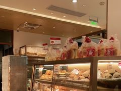 面包甜点陈列柜-山崎面包(静安久光店)