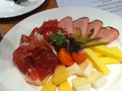 -Geneva日内瓦餐厅(西郊宝成花苑店)