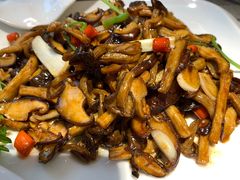 -鸿星花园酒家(银亿家园店)