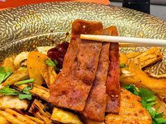 -醉人椒麻辣香锅(王府井喜悦店)
