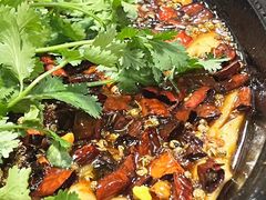 -鸿顺老铁锅美蛙鱼府(解放碑店)