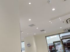 -小杨生煎(金山百联购物中心3楼店)