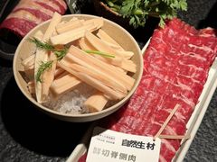 -三出山火锅(万象天地店)
